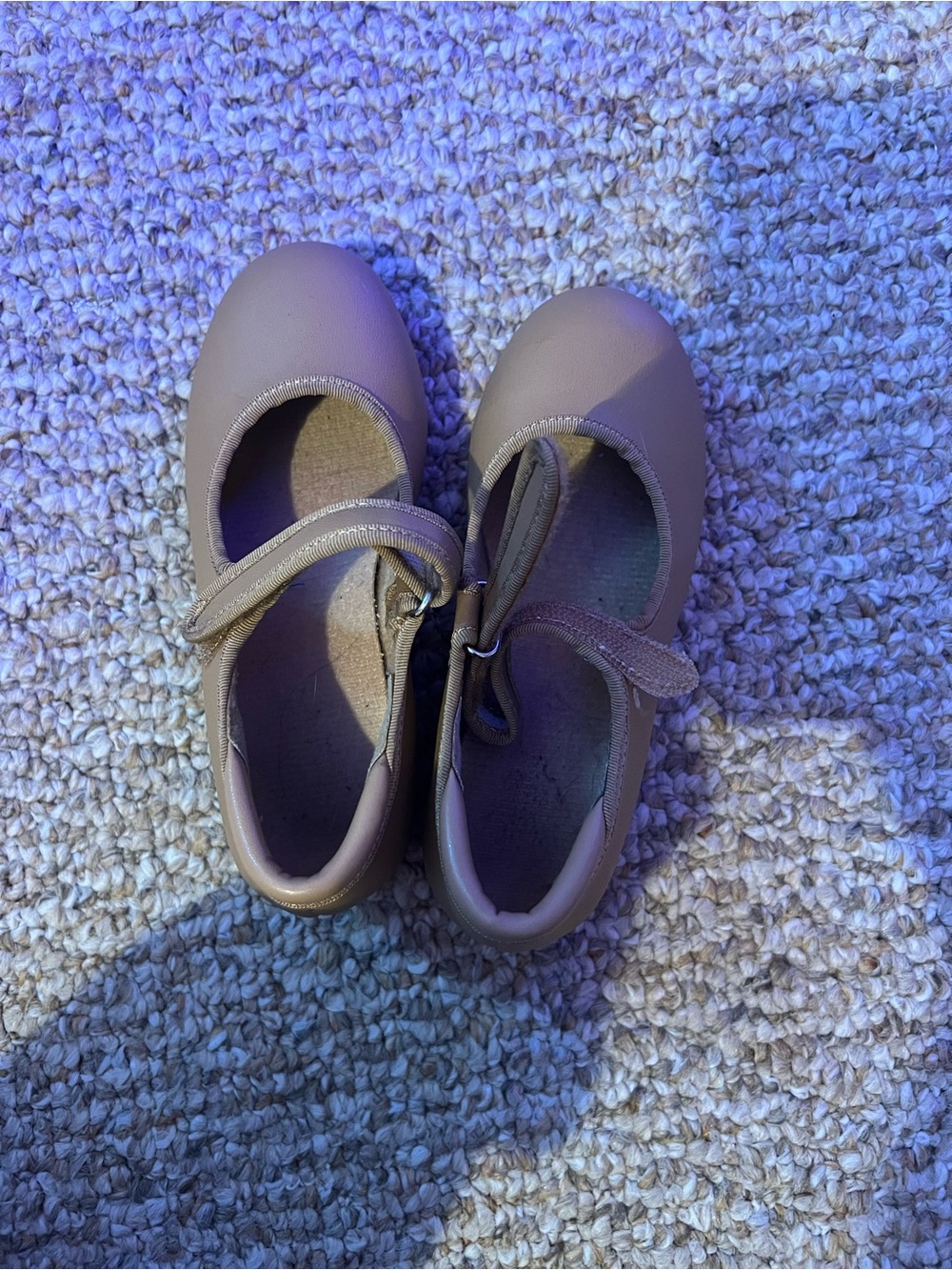 Source Unknown Girls' Mary Jane Dress Shoes in Beige